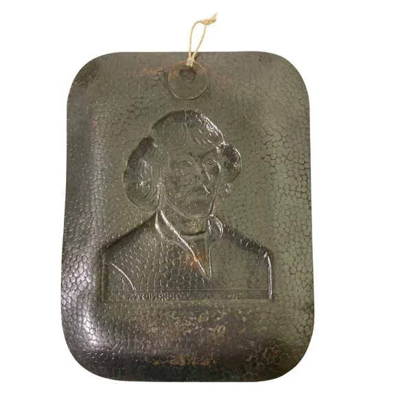 Copper Relief Art Nicolaus Copernicus Polish Mathematician Astronomer - Picture 2 of 4